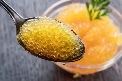 تصویر 1 از خاویار زرد اصیل کمیاب دریایی مجلسی ممتاز